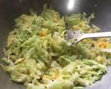 A picture of step 2 of Winter Veggie Dry Curry.