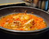 Foto del paso 5 de la receta: Tacos de bacalao con tomate natural