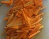 Foto langkah ke 2 dari resep Tumis Bayam Wortel.