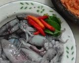 Foto langkah ke 1 dari resep Cumi Hitam Madura.