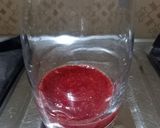 A picture of step 3 of Strawberry Mousse.