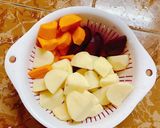 Hình bước làm 5 của món Cơm ngon nhà Huý 🏡: Nấm rơm kho tiêu - Cốt lếch rim - Canh rau củ nấu sườn