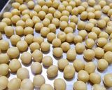 Foto langkah ke 2 dari resep Nutella Peanut Thumbprint.