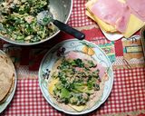 Foto del paso 3 de la receta: Canelones "Rapiditos" gratín acelga y atún