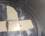 A picture of step 3 of Fish roll variation.