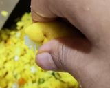 A picture of step 3 of Mixed vegetables chiwda upma.