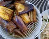 Foto langkah ke 2 dari resep Semur terong pedas.