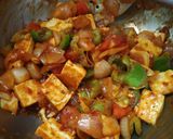 A picture of step 5 of Quick Schezwan paneer.