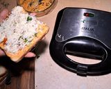 A picture of step 2 of Tandoori sandwich.
