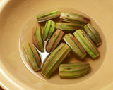 Foto del paso 5 de la receta: Espinazo de cordero, en salsa de okra y trigueros