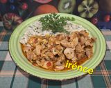Csirkecomb pörkölt 🍗🧅🧄🍗 snidllinges nokedlivel recept fázis 7 fotója