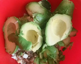 Foto del paso 5 de la receta: Aguacate relleno 🥑