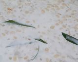 Foto langkah ke 2 dari resep Kacang Bawang Asin Gurih Dan Renyah.