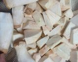 Hình bước làm 2 của món Tempeh, sa kê, nấm đùi gà sốt bơ tỏi