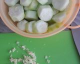 Foto langkah ke 1 dari resep Tumis Oyong (Gambas).
