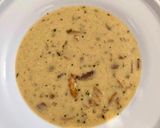 Tejszínes gombaleves 🍄 recept fázis 2 fotója