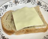 A picture of step 5 of Tofu and Cheese Meat Patties.