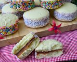 Foto del paso 5 de la receta: Alfajores de maizena con aceite🤓