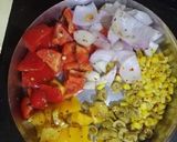 વેજ. ચીઝ પીઝા (Veg. Cheese Pizza Recipe In Gujarati) રેસીપી સ્ટેપ3ફોટો