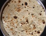 પાપડ પીઝા (Papad Pizza Recipe In Gujarati) રેસીપી સ્ટેપ3ફોટો