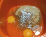 A picture of step 2 of Strawberry Cake with Almond Flour and Chocolate Chips.