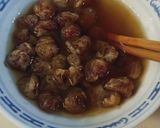 Hình bước làm 1 của món Nhãn Nhục Táo Đỏ Trà (nước mát)/ Longan Cha 龙眼茶