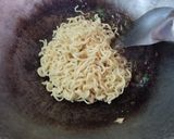 Foto langkah ke 2 dari resep Mie Goreng Tok Tok Special.