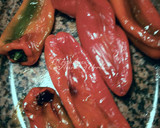 Foto del paso 11 de la receta: Ensalada de pimientos y calabacines asados, con ali oli de tomates secos