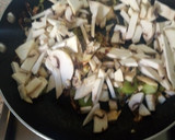 Foto del paso 3 de la receta: Ensalada templada de garbanzos con champiñón y gambas