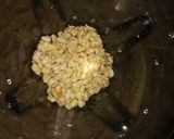 A picture of step 3 of Soya milk 2😍.