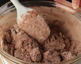 A picture of step 4 of Black Sesame Chocolate Cookies.