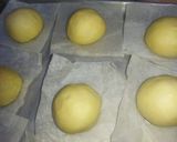 Foto langkah ke 2 dari resep Donat Vla Matcha.
