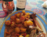 Foto del paso 9 de la receta: Cabrito con "patatines" en olla lenta