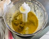 Une image de l'étape 3 de Sauce salade au pesto de céleri.