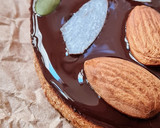 Foto del paso 6 de la receta: Figura huevo de Pascua saludable y sin complicaciones 🍌 🥥 🍫harina de coco y banana, low carb