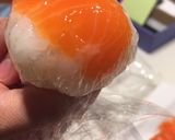 A picture of step 6 of Temari zushi(salmon).