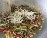 વેજ હક્કા નુડલ્સ (Veg Hakka Noodles Recipe in Gujarati) રેસીપી સ્ટેપ4ફોટો