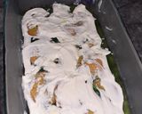 A picture of step 1 of Crunch & Munch Parfait.