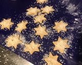 Une image de l'étape 2 de Sablés étoiles au parmesan, origan et tomate.