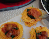 Foto del paso 7 de la receta: Nidos de espaguetis con longaniza fresca