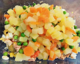 Foto del paso 4 de la receta: (Es Variat Mallorquí) Variado Mallorquín de Pica-Pica y Ensaladilla