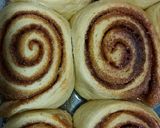 A picture of step 7 of Cinnamon rolls.