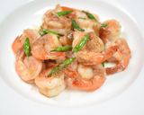 รูปขั้นตอนการทำที่ 7 ของ กุ้งผัดพริกขี้หนูอ่อน