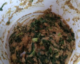 Foto del paso 1 de la receta: Tortuguita con bocaditos de acelga harina integral y avena integ