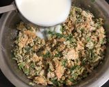 A picture of step 2 of Methi palak muthiya dhokla.