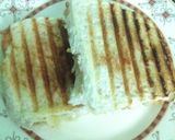 A picture of step 3 of Cheesy bread toast.