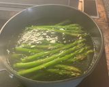 A picture of step 2 of Asparagus & Parma Ham.