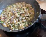 Foto del paso 4 de la receta: Coquinas al estilo de Huelva