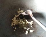 Foto langkah ke 2 dari resep Tumis brokoli wortel.