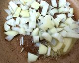 A picture of step 1 of My Slow Cooked Peppered Steak & Onion pie 🥰🥰🥰.